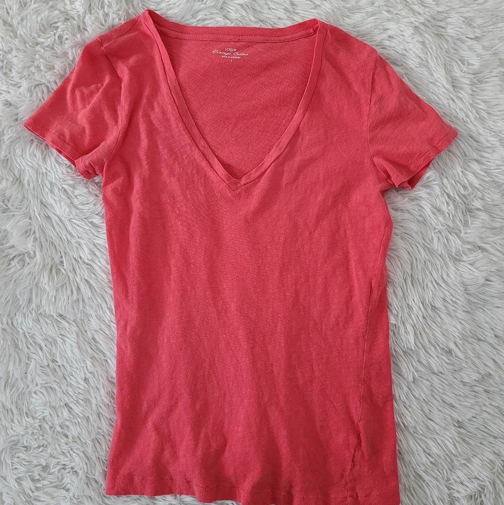 J. Crew Vintage Cotton v-neck tee shirt, size small, beautiful salmon pink